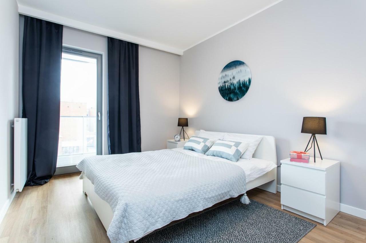 Seaside Beach Przy Plazy - Parking - Praia Apartments - Ergo Polsat Plus Arena Gdansk Exterior photo